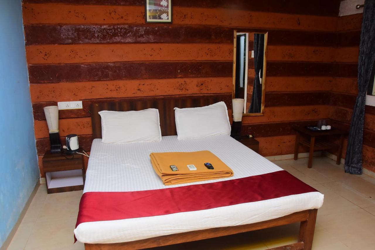 Salt Water Resort ดาโปลี ภายนอก รูปภาพ
