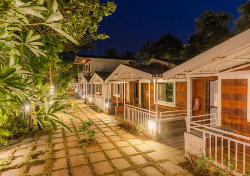 Salt Water Resort ดาโปลี ภายนอก รูปภาพ